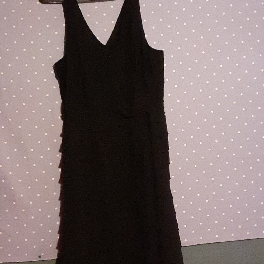 Dress - Picture 3 of 3